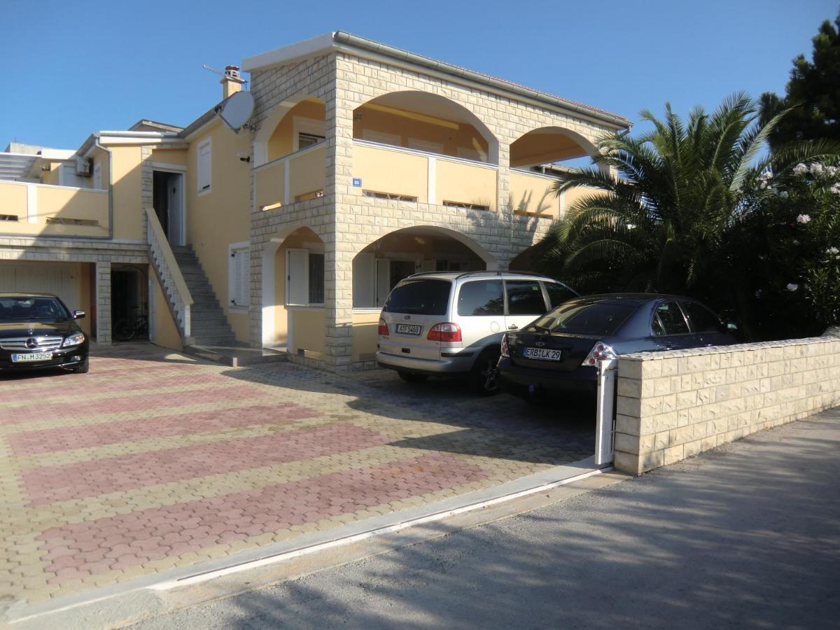 Ferien Haus Evita Auf Insel Vir - Wohnung I Exterior photo
